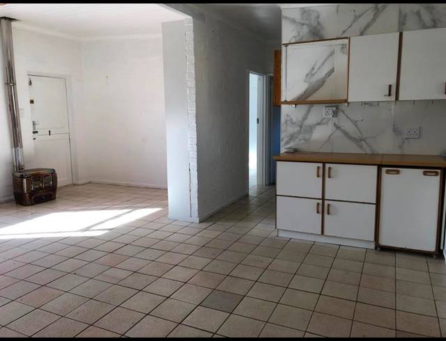 2 BEDROOM HOUSE FOR SALE IN PEARLY BEACH